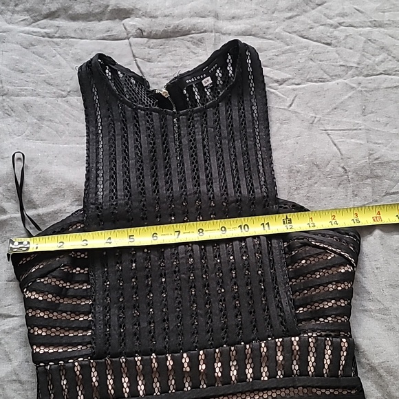 Endless Rose lace dress Size Small - Picture 13 of 15